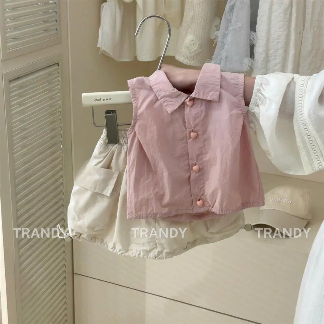 [TRANDY] Set đồ bộ bé gái gồm áo sơ mi phối chân váy kaki có quần bảo hộ 10 -32 kg