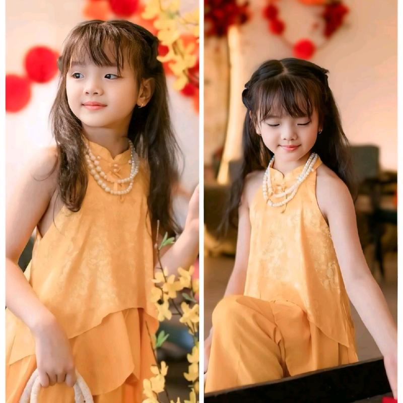 8-29kg Bộ áo cổ yếm đính nơ chất liệu hoa gấm + quần lụa satin mua 2 bộ kèm 1 vòng ngọc