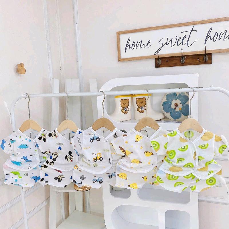 Mẫu Nc04 -1 set 5 bộ ngắn tay cúc chéo cotton giấy  loại 1 cho bé sơ sinh 2-7 ký Thoải mái Thoáng khí Mềm    hàng sản xuất tại việt nam Giày, vải co giãn đàn hồi tốt , phong cách khỏe mạnh , mặc mát cho bé yêu