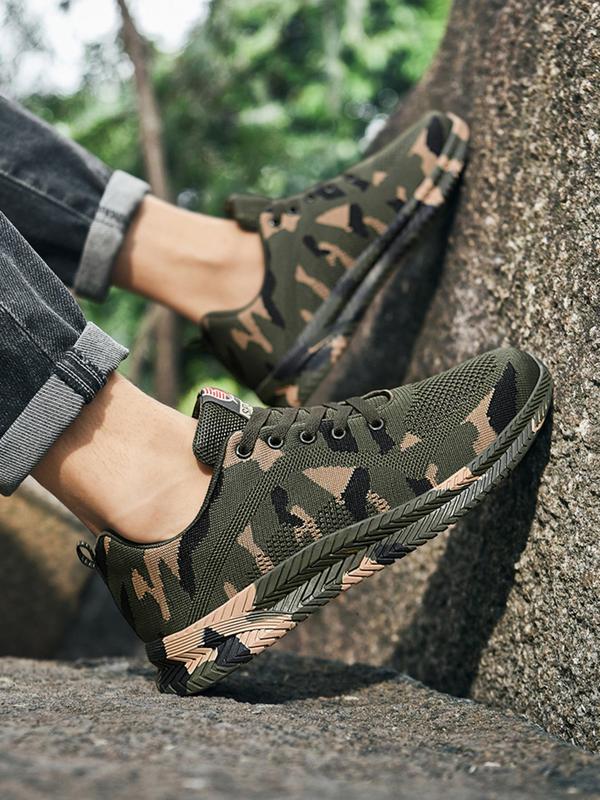 Men's Random Camo Print Lace up Low Top Sneakers, Casual Sporty Breathable Running Shoes for Outdoor Workout, Male Round Toe Work Shoes 5