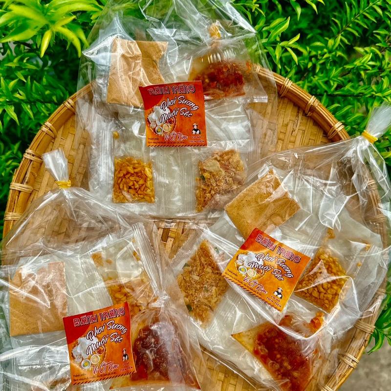 20 bịch bánh tráng phơi sương muối nhuyễn, dầu tỏi ớt rim mật ong siêu thơm ngon Snack Ăn Vặt