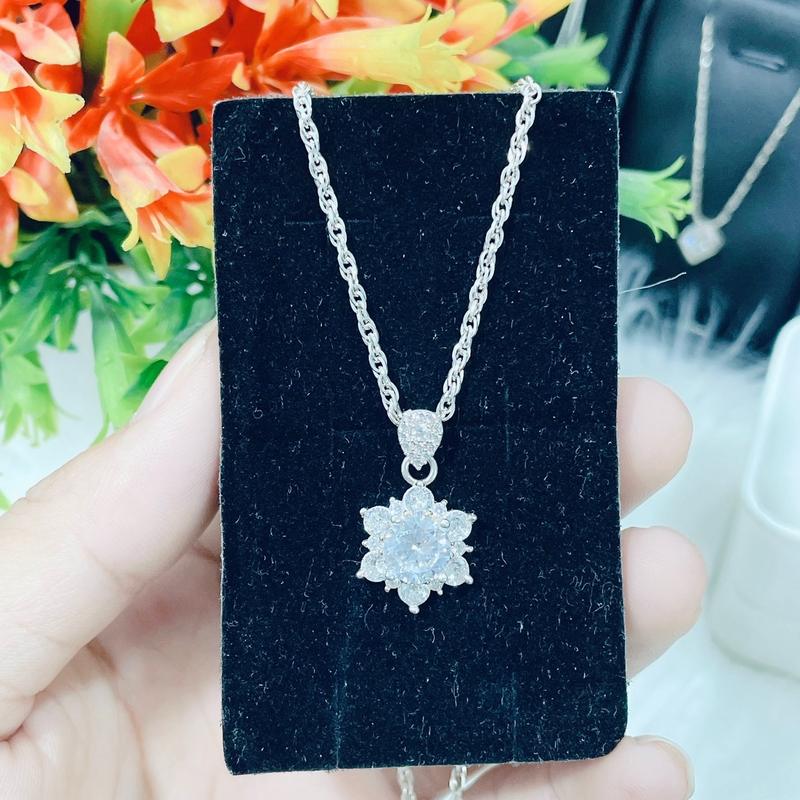 Dây Chuyền Mặt Sen Dây Xoắn kép To