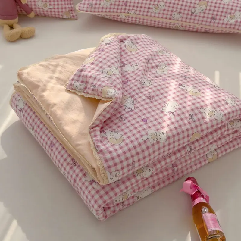 Chăn cotton đũi hè bạc hà có ren -chăn hè mềm mịn thoáng mát , chăn đũi cotton hè mẫu mới nhất kích thước 2m x 2m3 2