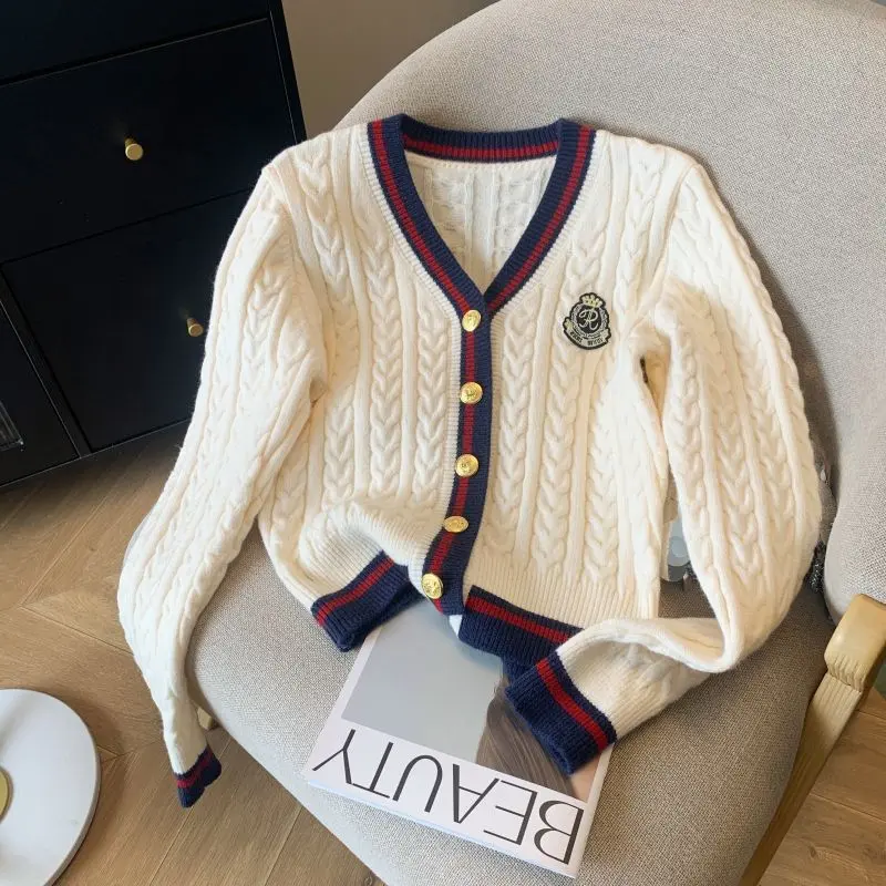 Áo Len Cardigan Cổ Chữ V, Phong Cách Học Viện, Dành Cho Nữ, Phong Cách Cổ Điển Dệt Kim Mềm Mại, Phong Cách Lười Biếng, Áo Cardigan Ngắn, Thích Hợp Cho Các Hình Thức Nhỏ Nhắn, Bệnh Viêm Gân