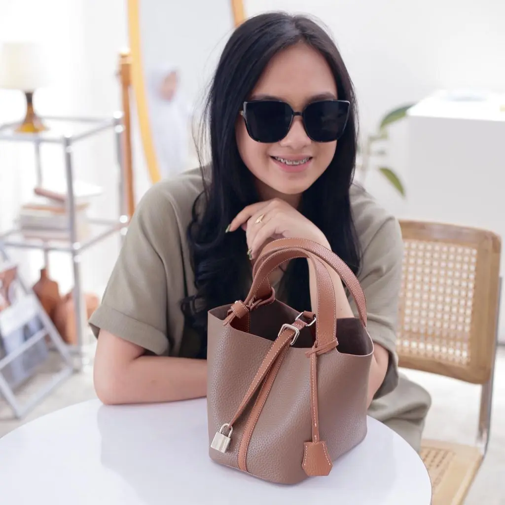 PICO BAG BY SEIRA BUCKET BAG