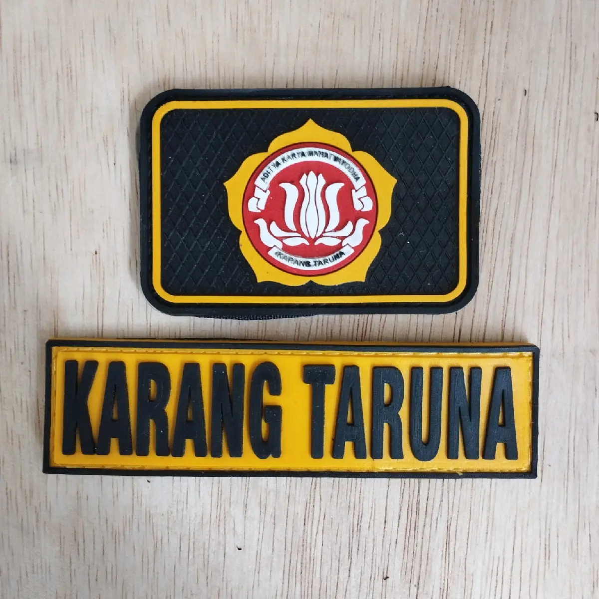 patch rubber logo karang taruna kotak dan tulisan - tempelan emblem karet velcro