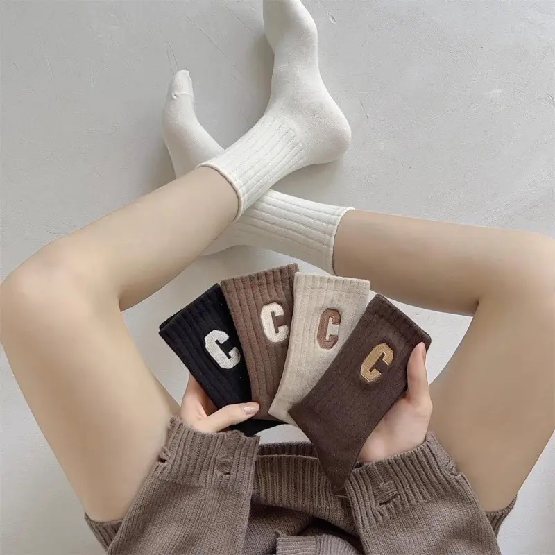 Set 10 Đôi Tất Cao Cổ Tông Nâu Họa Tiết Chữ C Cực Hot Phong Cách Hàn tt22 Menswear 2