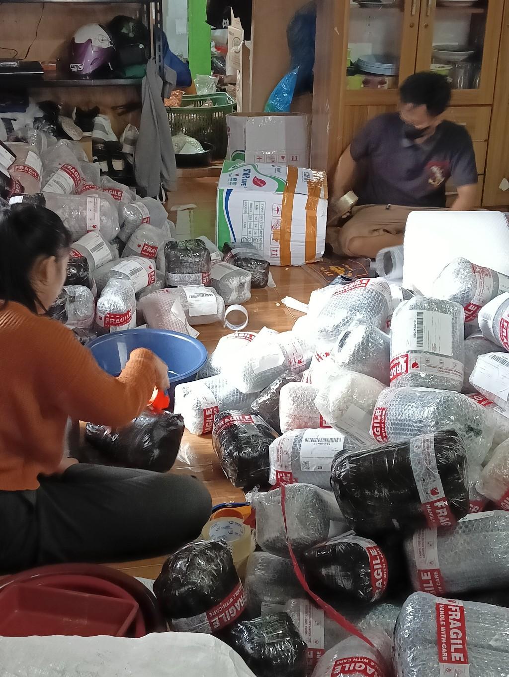 Basreng viral extra pedas daun jeruk stik 1kg Snacks Goreng