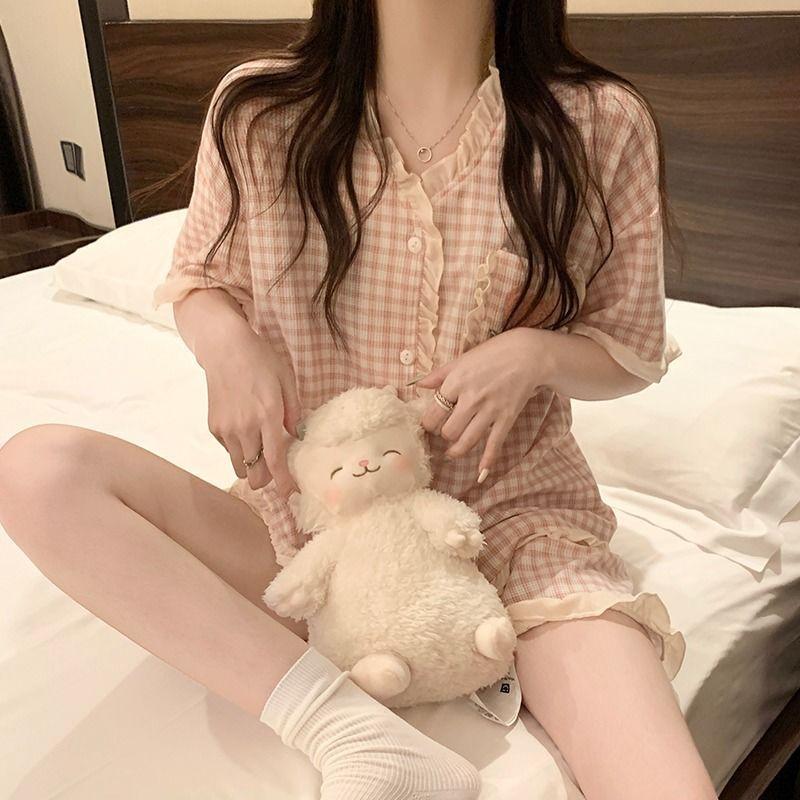 Product Introduction of Bộ Đồ Ngủ Hoa Ngọt Ngào Nhật Bản, Dành Cho Nữ, Bộ Áo Ngủ ngắn Tay Và Quần Đùi Mỏng Mùa Hè, Thích Hợp Cho Ký Túc Xá Sinh Viên, Có Thể Mặc Ngoài Trời, Năm 2025 10