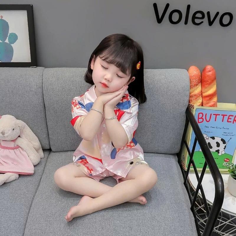 Bộ quần áo cộc tay pijama lụa in hình hoạt hình nhí dễ thương cho bé gái từ 9-33kg 0