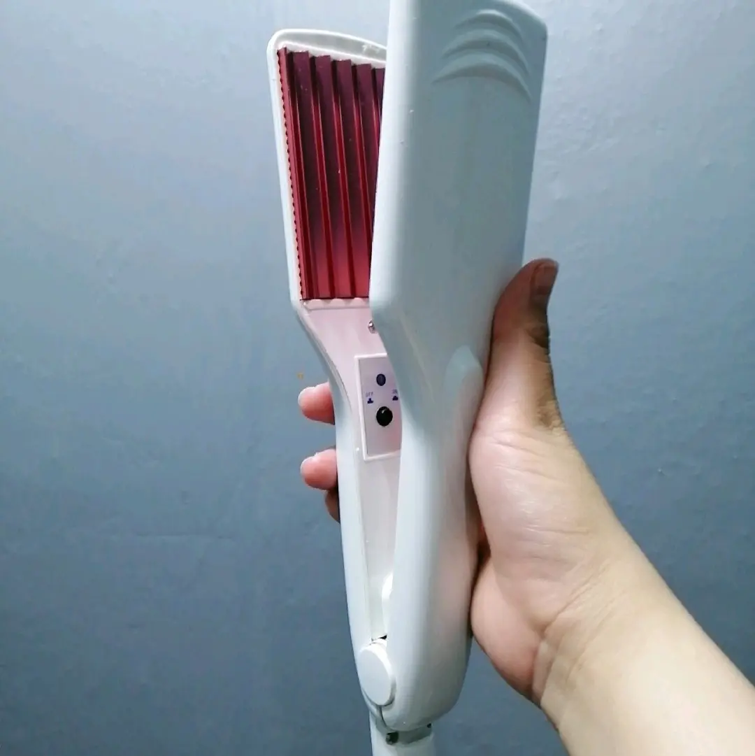 máy bấm xù to 1029 màu trắng hồng/ máy bấm xù nếp răng vừa và nhọn/ máy bấm xù nếp to