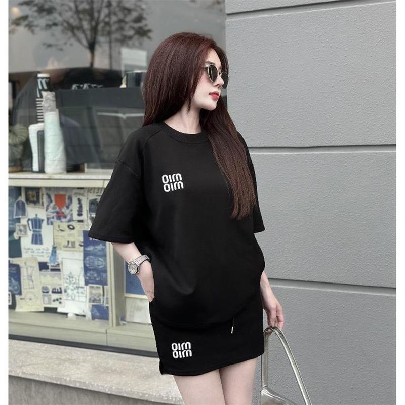 (SM2) Set bộ đồ nữ xinh áo thun (thêu chữ) ngắn tay kèm chân váy có quần trong Women Cotton sét áo cổ lọ thường Kem Top