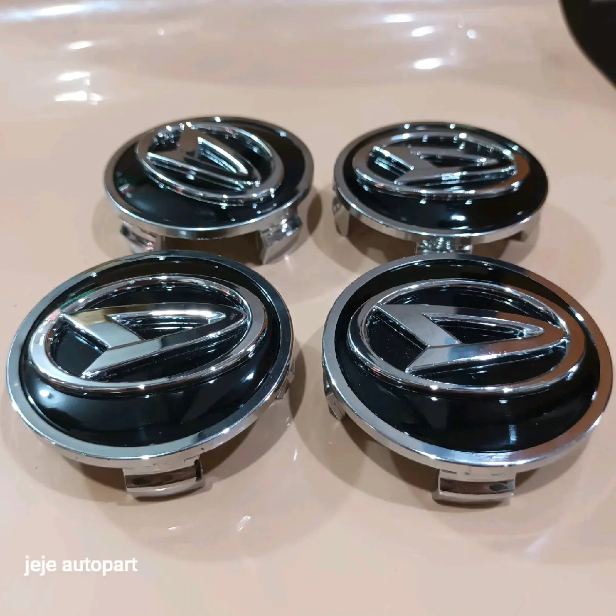 dop roda tutup velg daihatsu xenia terios 2016-2020 diameter 6.2cm