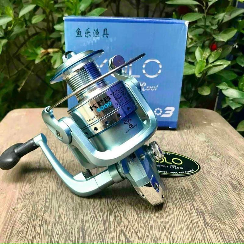 Máy câu cá Yolo KƑb có size 3000 đến 6000 - Chuyên dùng cho câu lăng xê câu lục - Tải cá từ 10-15kg - Tay quay có thể gấp gọn - Vòng bi 3Vòng quay 5.1:1