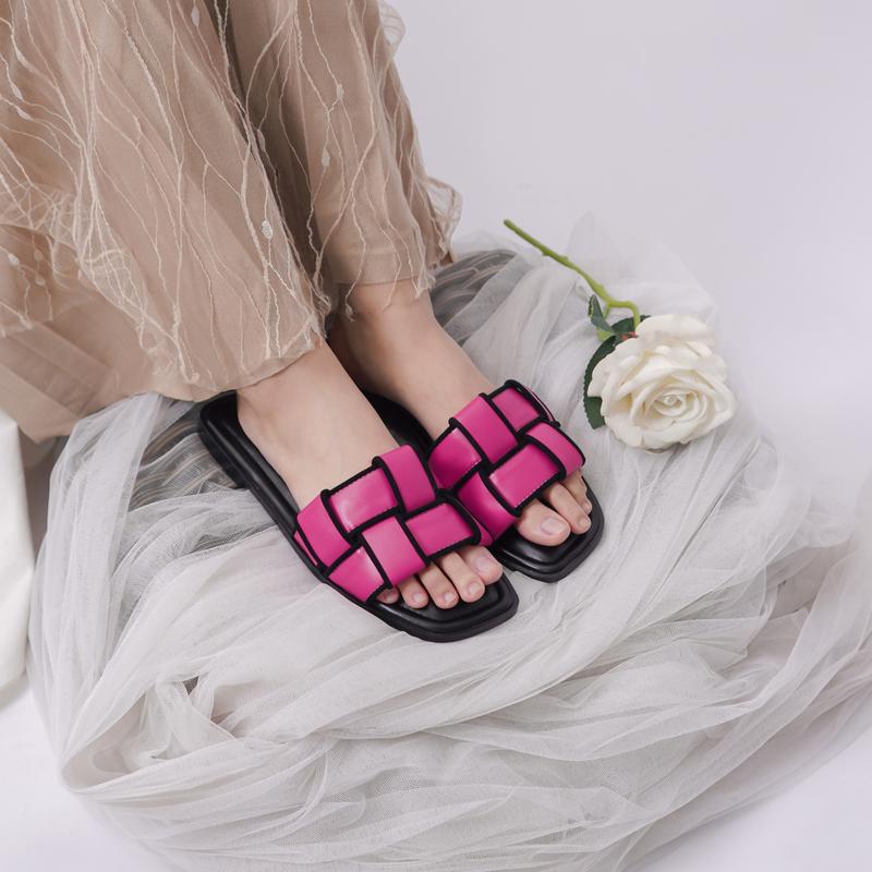 Lapepa NOVA Sendal Wanita Sandal Kasual Model Slop Flat Tatakan Empuk Motif Ketupat Size 36-40 3