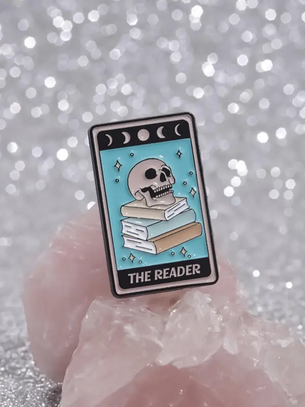 Creative Skull & Book Pattern Brooch, Fashion Alloy Badge for Daily Clothing Decor, Trendy All-match & Exquisite Brooch for Birthday Gift 4
