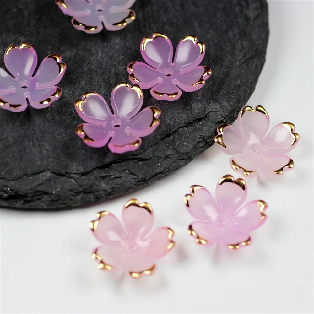 Bulk Pack Flower Beads Lightweight Petal Shape Acrylic Craft Acrylic Petals Resin Material Acrylic headwear for Handmade Crafts Fashion DIY Jewelry
