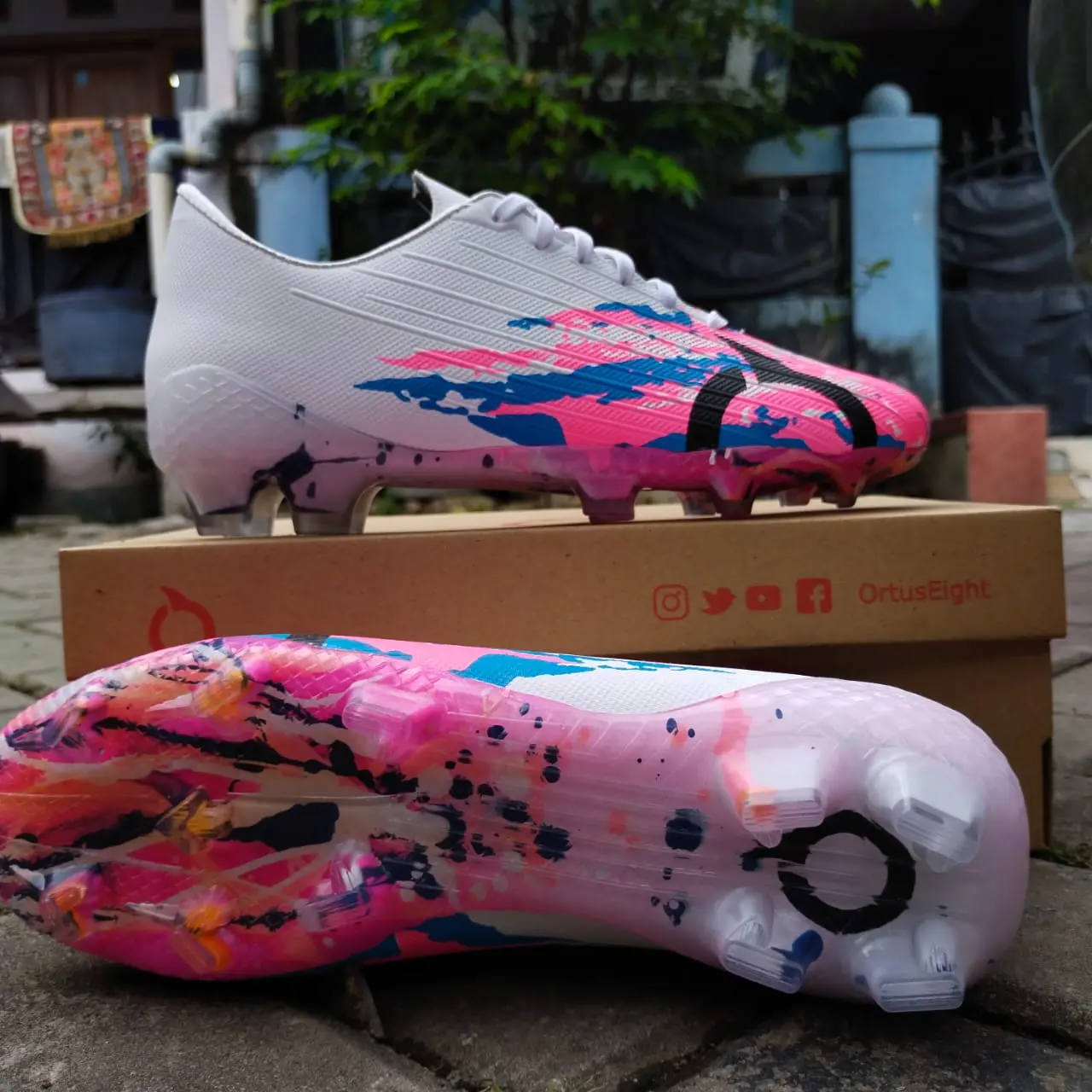 Sepatu Bola Catalyst Chimera Outsole Bening Pria Free kaos kaki dan box sepatu