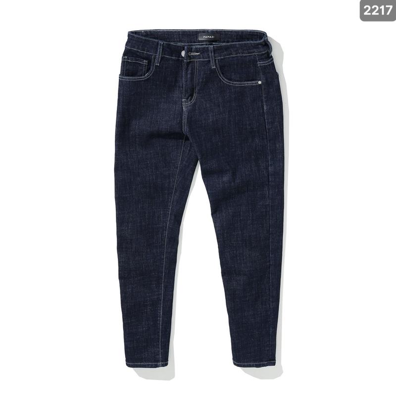 Quần jean nam Mã_R2217, fom slim, gam màu xanh đen đơn giản sự kết hợp hoàn hảo, nay đã trở lại với số lượng vô cùng có hạn. PAPAZI