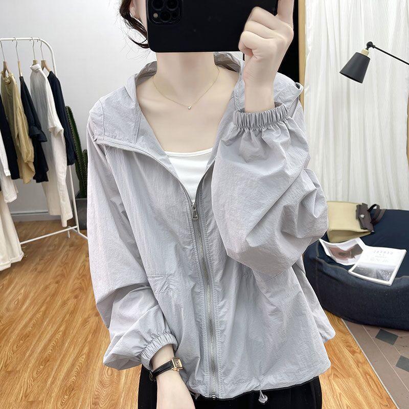 Áo Khoác Chống Nắng, Mỏng Và Có Mũ Trùm Đầu, Dáng Rộng, Dành Cho Nữ, Phong Cách Hàn Quốc, Chống Tia Cực Tím, Áo Cardigan, Áo Mặc Bên Ngoài Dễ Phối Đồ, Người Được Thu Thập 18k, Thích Hợp Cho Mùa Hè 2024 1