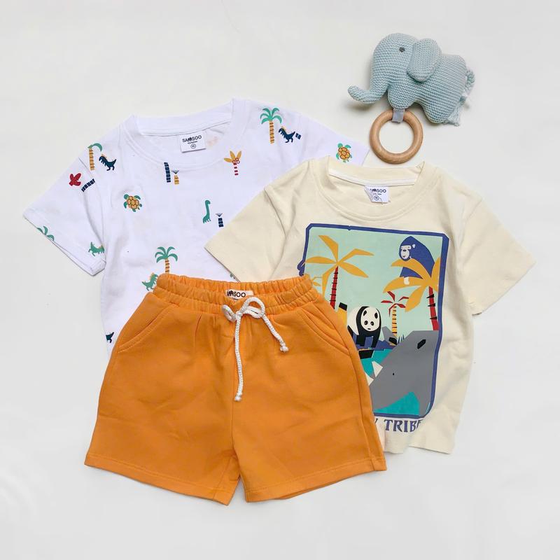 Samsoo 2025 Set 3 chi tiết 1 quần sooc và 2 áo phông hình cây dừa quần vàng hoặc nâu