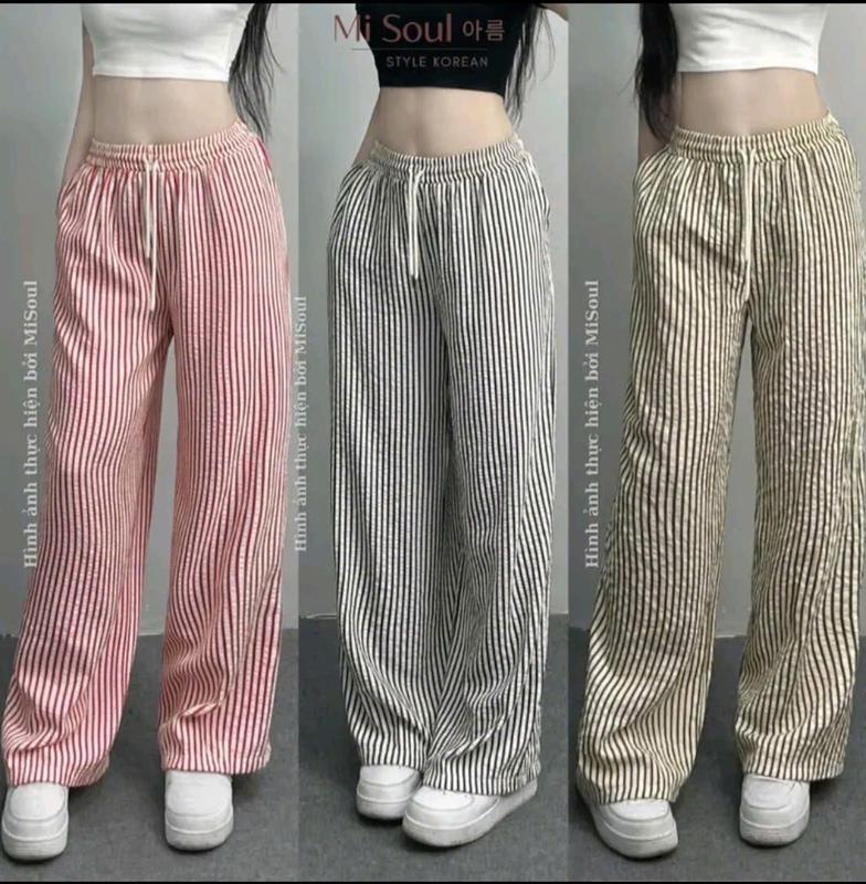 Quần kẻ ống rộng nữ dáng suông nữ cạp chun lưng cao hoạ tiết kẻ sọc đen trắng chất đũi thô nhăn - Women, Ong
