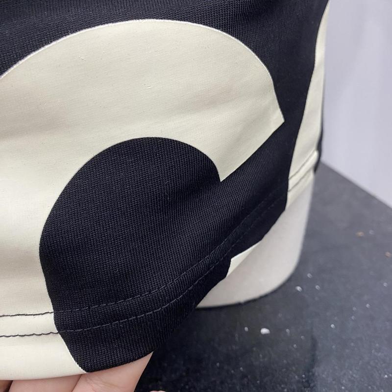 Product Introduction of Áo thun Nam cổ tròn chữ 4 màu cotton Menswear Nhung 4