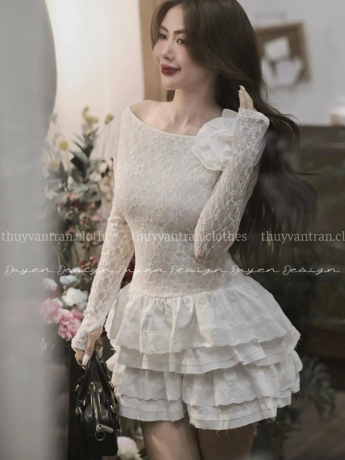 SOOCHAN - Váy ren cổ trễ, chân váy xếp tầng thiết kế cao cấp, phong cách Hàn Quốc tiểu thư Nữ Women Dress