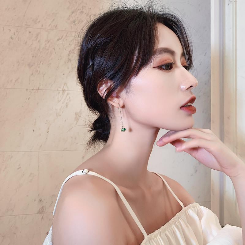 Product Introduction of Sterling Silver Needle Emerald Fan-Shaped Hanging Earrings Women's Asymmetric Earrings Temperament Korean Earrings Micro-Inlaid Craft Palace Style 4