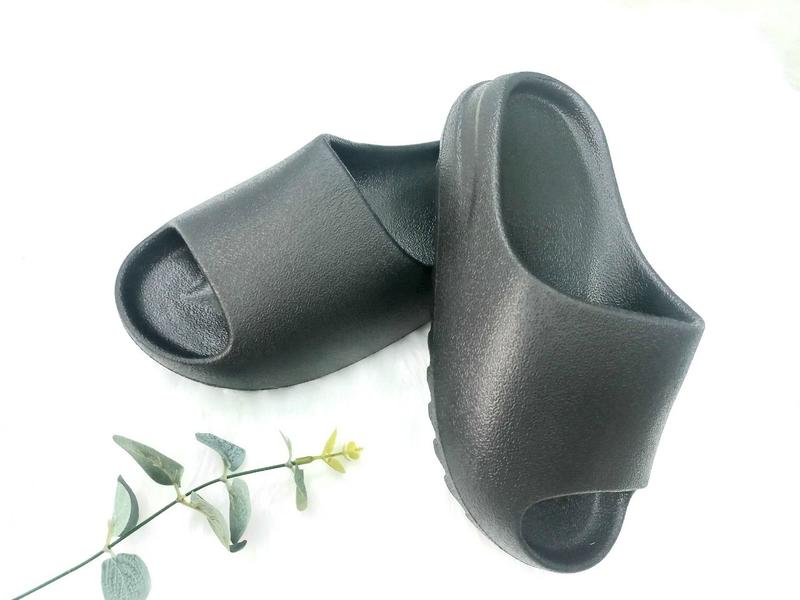 Product Introduction of Dép bánh mỳ nam nữ 3 màu êm chân dễ thương 4