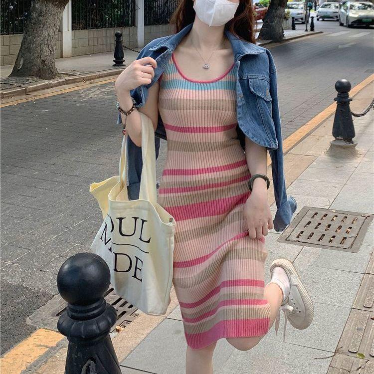 Product Introduction of Váy Hai Dây Dệt Kim, Sọc Dopamine Gradient Phong Cách Hàn Quốc, Hàng Mới Về Mùa Thu, Váy Vest Dài Trung Bình Dành Cho Nữ, Hợp Xu hướng Dress Khuy Women 5