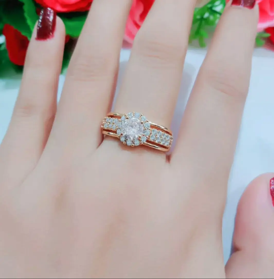CINCIN WANITA DEWASA TITANIUM IMPOR KHUALITAS TERBAIK Pelapisan Logam Emas Perhiasan Emas Rings Berlian