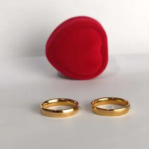 Cincin COUPLE titanium udah dapat 2 cincin plus box cincin , banyak pilihan model emas yg cantik stainless stell