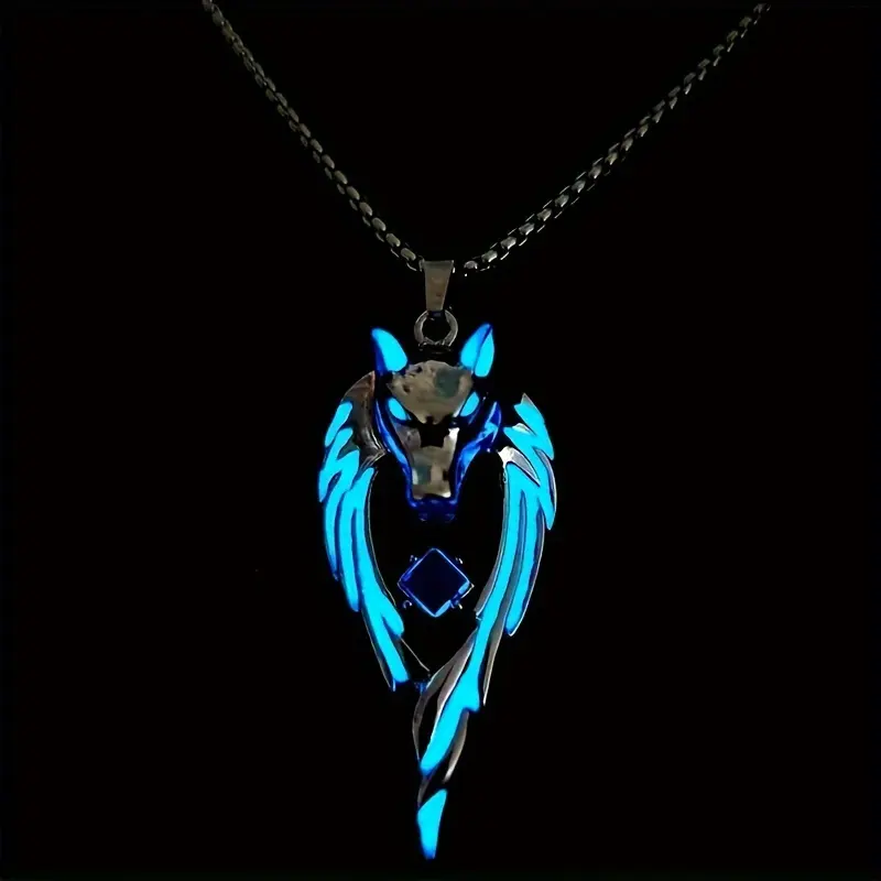 Unique Glow-in-the-Dark Luminous Wolf King Necklace - Adjustable Chain Length, Unisex Jewelry for Men and Women, Perfect for Casual Daily Wear, Nighttime Events, and as a Gift
