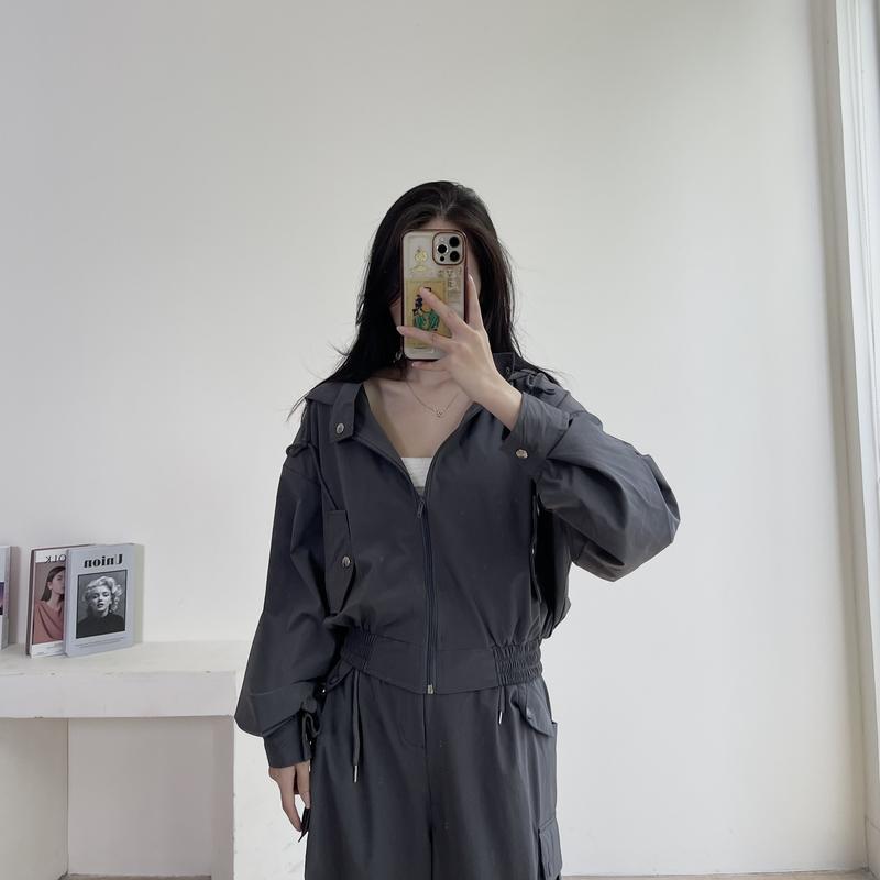 Áo khoác gió croptop 2 lớp cao cấp, chất gió dày dặn Miho house