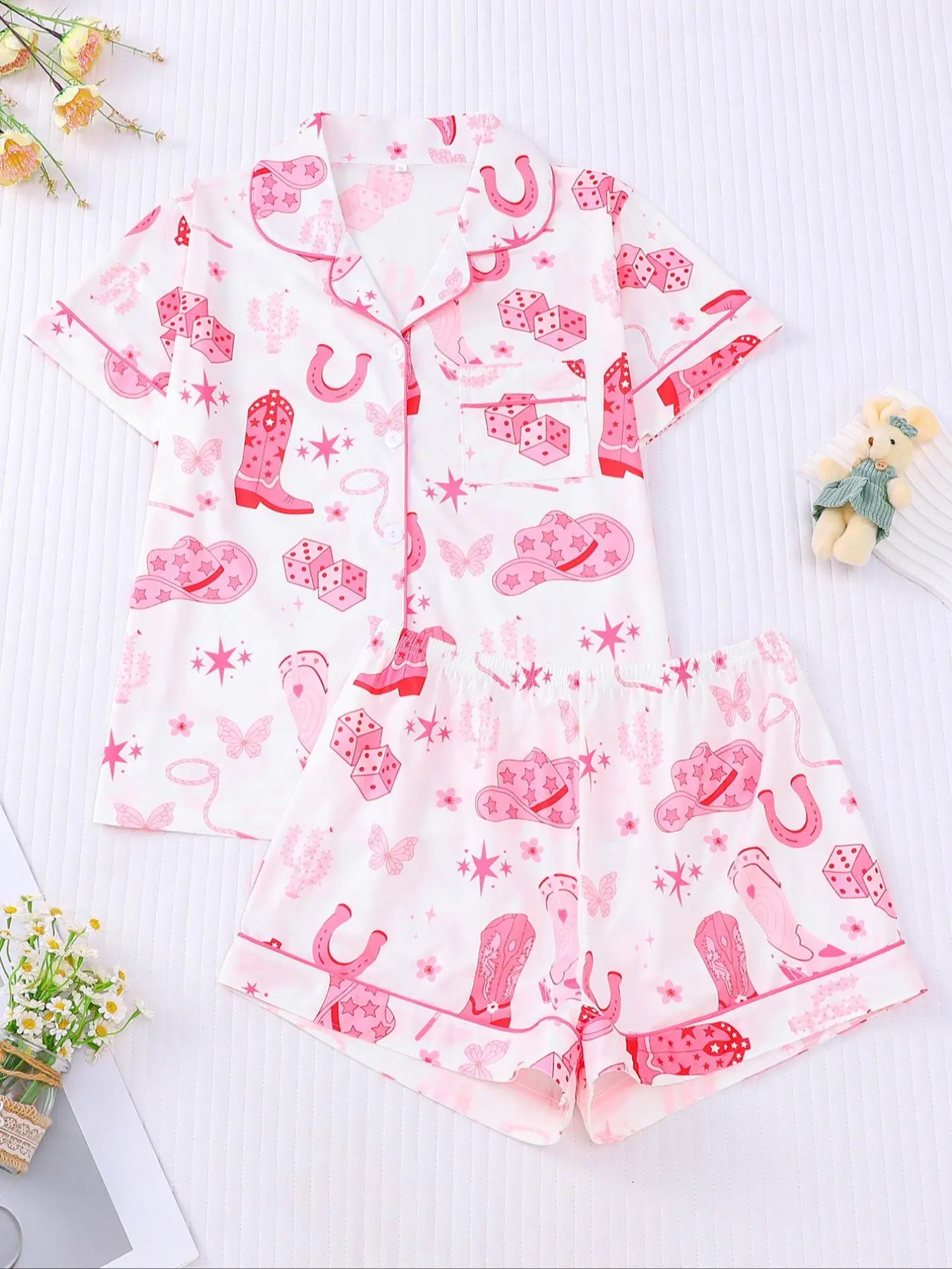Women's All Over Print Button Front Shirt & Elastic Waist Shorts Pyjama Two-piece Set, Casual Comfy Short Sleeve Top & Shorts PJ Set, Ladies Sleepwear for All Seasons, Loungewear