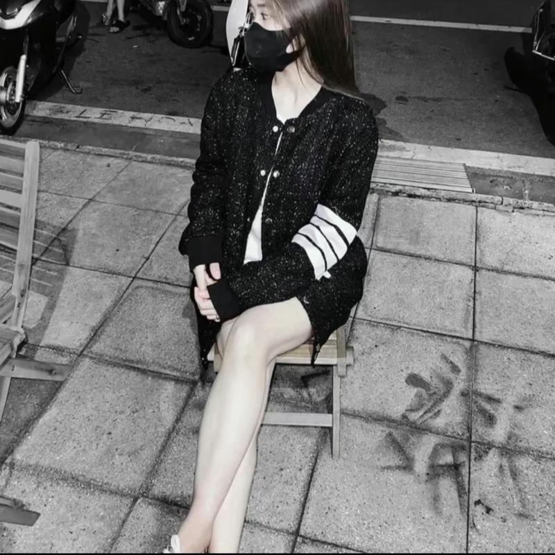 Áo khoác bomber thom dạ kim tuyến 4 vạch tay thời trang boy phố hot ao phít