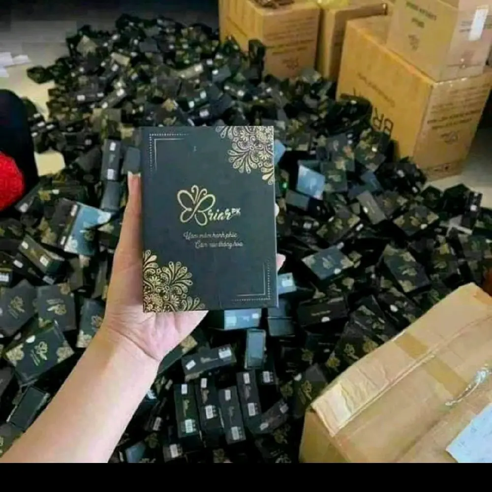 có che tên hộp đen dung dịch vệ sinh phụ nữ se khít , hộp 10v