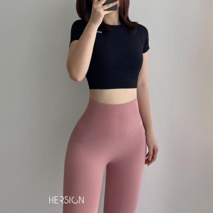 Đồ tập gym nữ Set đồ tập yoga nữ Áo croptop ngắn tay Quần legging trơn HERSIGN-SMIX6L12