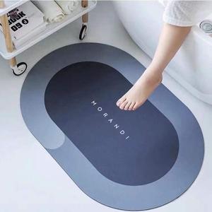 พรมเช็ดเท้า ปูพื้น ดูดซับน้ำได้ดี กันลื่น แบบแห้งเร็ว สำหรับห้องน้ำ  ขนาด 40cm X 60cm สินค้าพร้อมส่ง