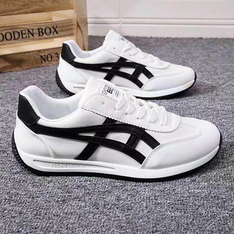 Product Introduction of Plus Size Men's Sneaker Lightweight Trendy Breathable Running Shoes Outdoor Travel Men's Shoes Korean Style Trendy Outdoor Shoes 3