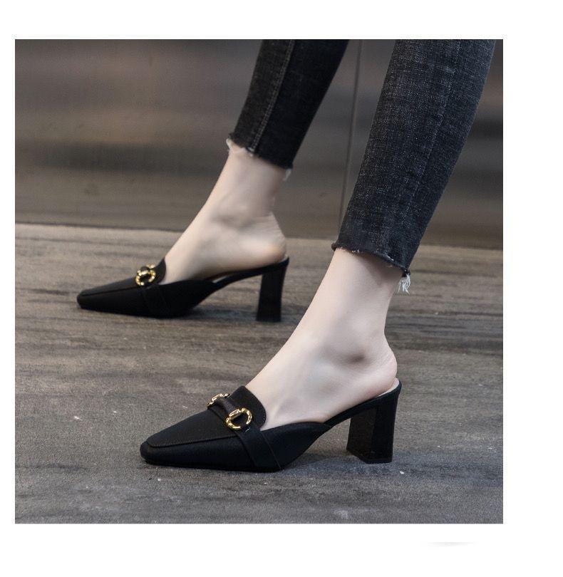 Product Introduction of Open-Toe Half Slippers for Women New French Style Square Toe Sandals Off-White Chunky Heel High Heel Sandals 4