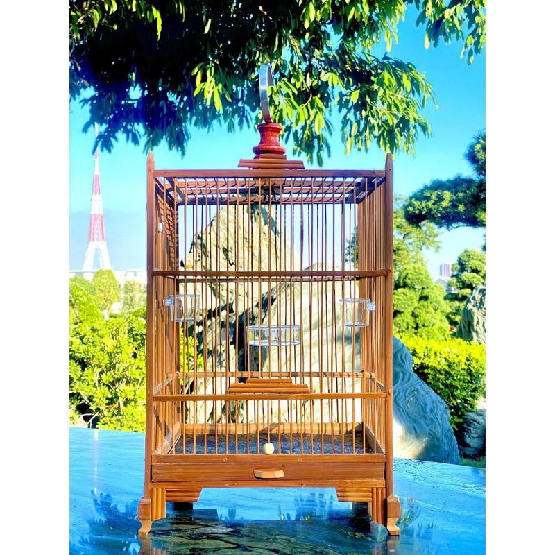 Khung Lồng Chim Hút Mật Vuông Cao Tre Già Báng Xú.ng kícḣ thước 25*25*38 Tặng Dầu Ủ Lồng Keo Chốt Lồng