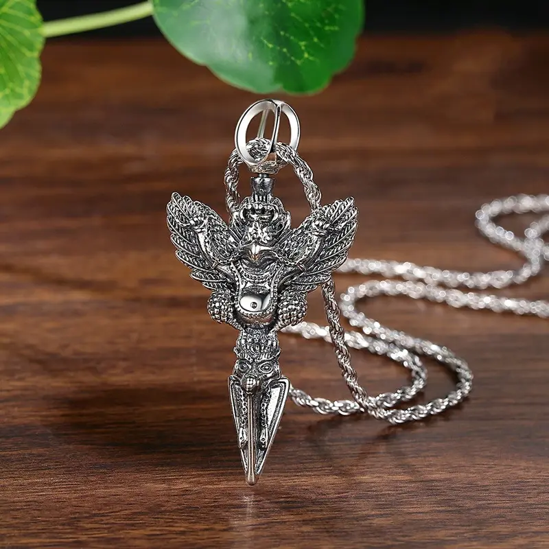 Garuda statue pendant, Roc Golden Winged Bird Vajra pestle pendant, retro trendy necklace, protective eagle pendant, safety and health ornament, copper plated silver, 58*29mm