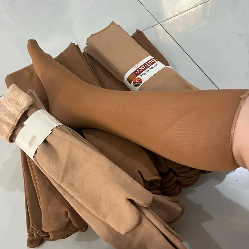 combo 5 đôi ( tặng 1  )vớ gối lót  lông cừu 79 k  có giãn tốt ủ kem chống nắng 1
