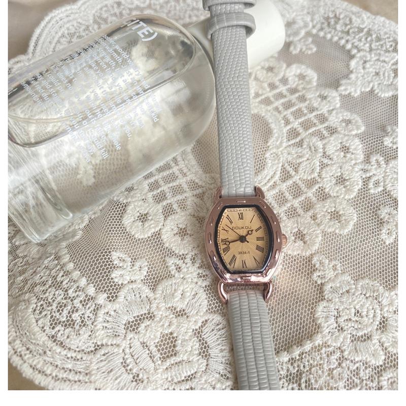 Đồng Hồ Nữ Doukou Mặt Nhỏ Số La Mã Dây Da Cao Cấp Phong Cách Retro Women Voi Watch Đeo Tay 5