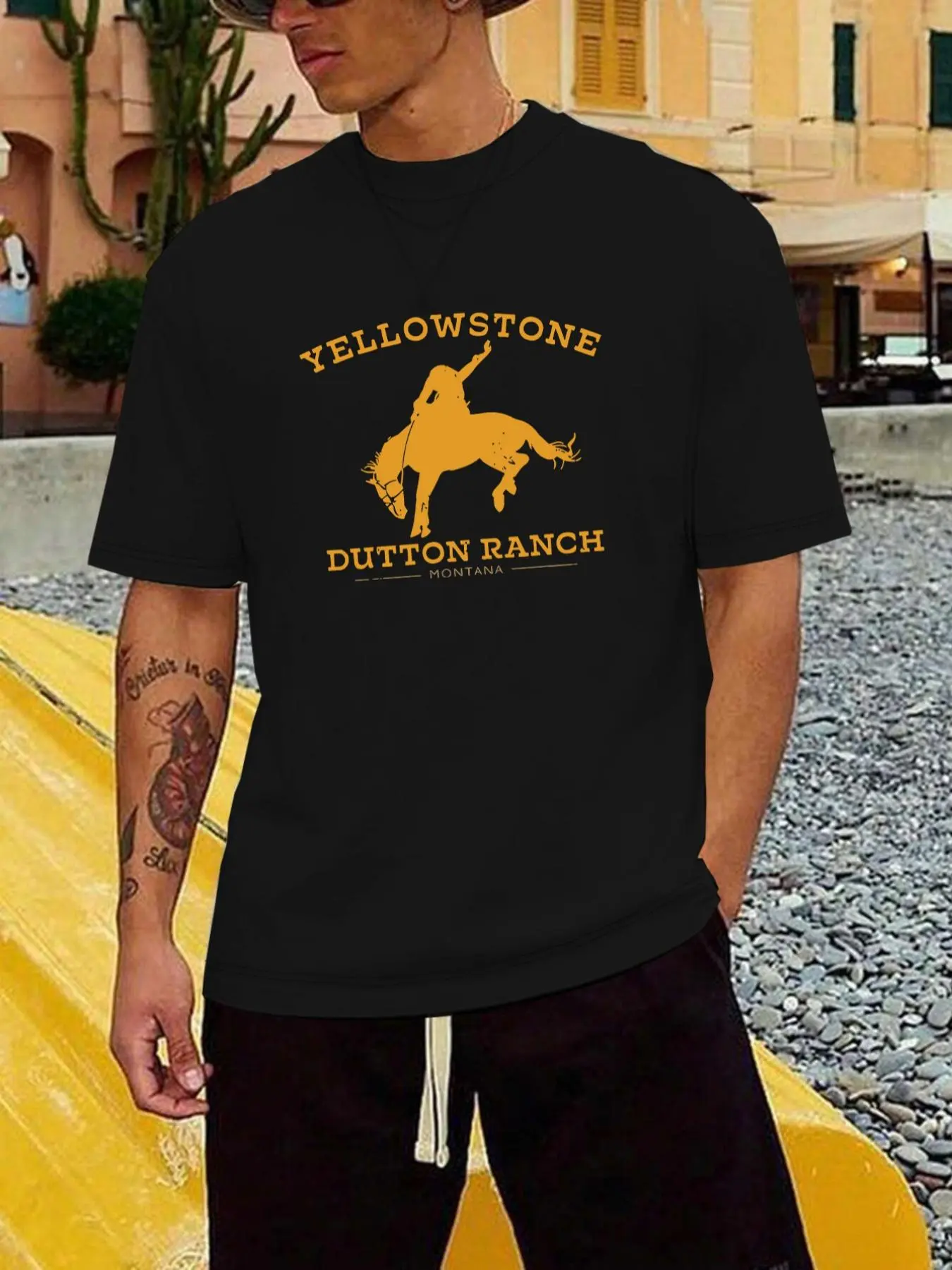Men's Regular Fit Yellowstone Dutton Ranch Letter Graphic Tee, Casual Short Sleeve T-shirt for Summer, Men's Top for Daily Wear, Western Clothing