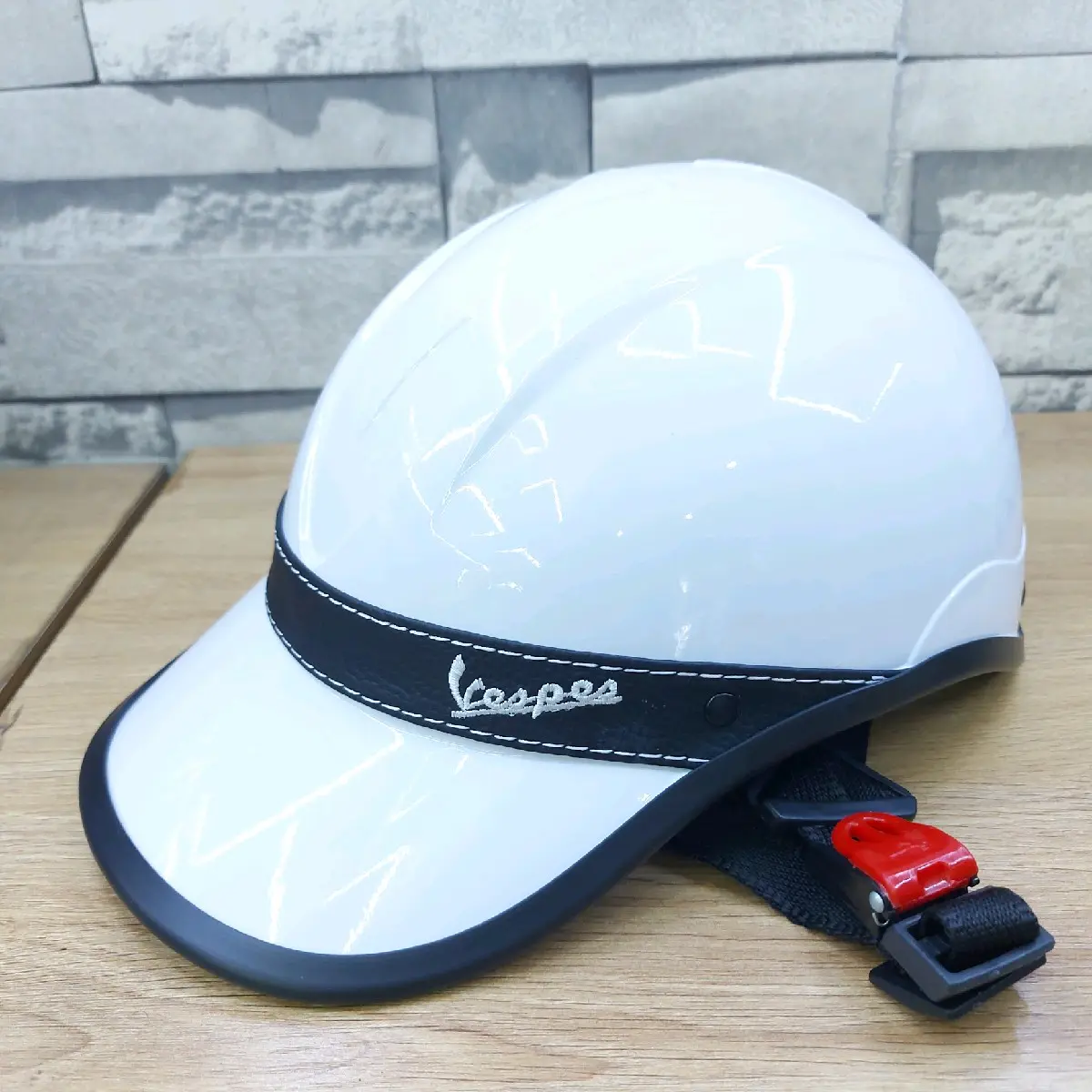 Nón bảo hiểm kết vespa khoét lỗ nữ loại dày 1 cái