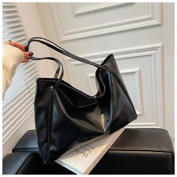 Product Introduction of Beg Tote untuk Wanita, Fesyen, Beg Ketiak, Kapasiti Besar, Kulit Pu Lembut, Beg Bahu, Beg Selempang Retro, Kasual dan Mudah Alih, Beg Baldi 23