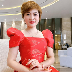 Nguyễn Thúy Magic skin